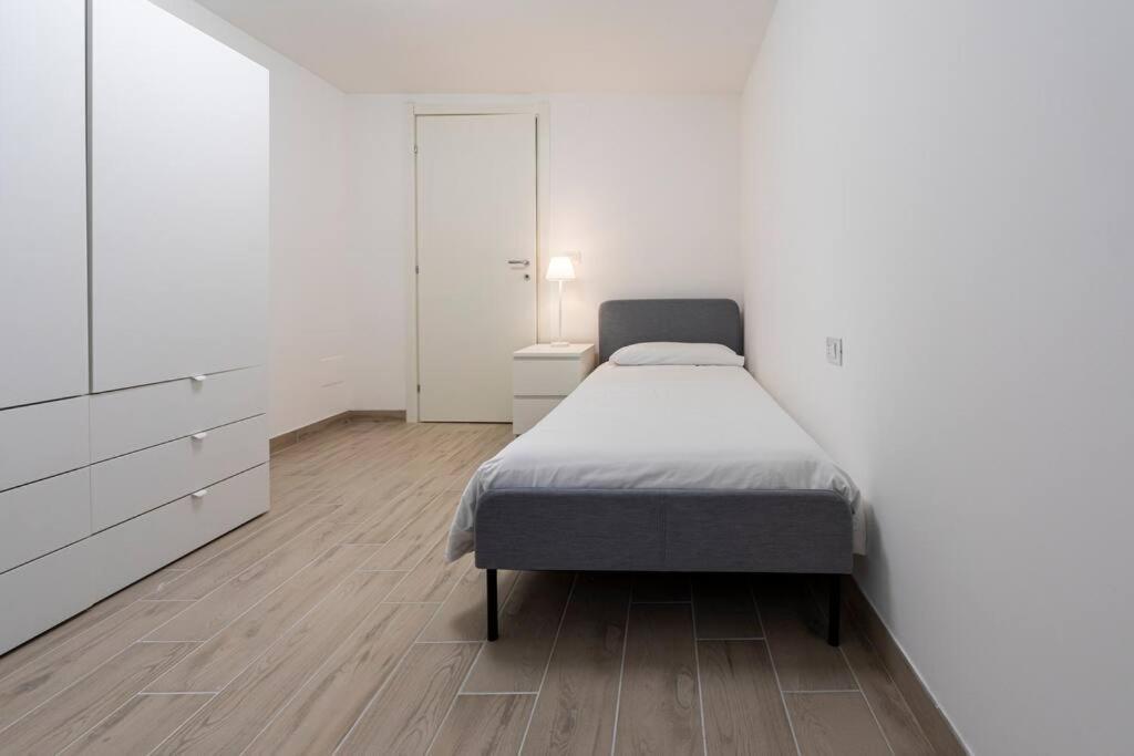 Villa De Riseis B&B Pescara Bagian luar foto