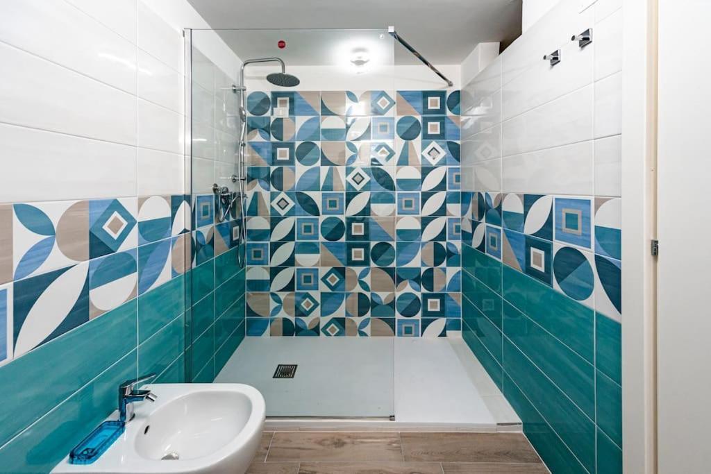 Villa De Riseis B&B Pescara Bagian luar foto